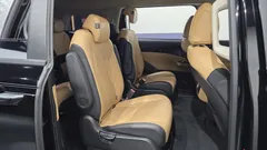 2023 Kia Carnival Diesel 9-Seater Prestige — фото 12