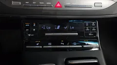 2023 Hyundai Grandeur 3.0 LPi Rent Car — фото 18