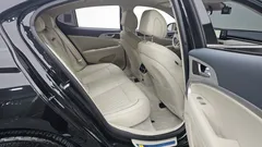 2024 Genesis G70 Gasoline 2.5T 2WD — фото 11