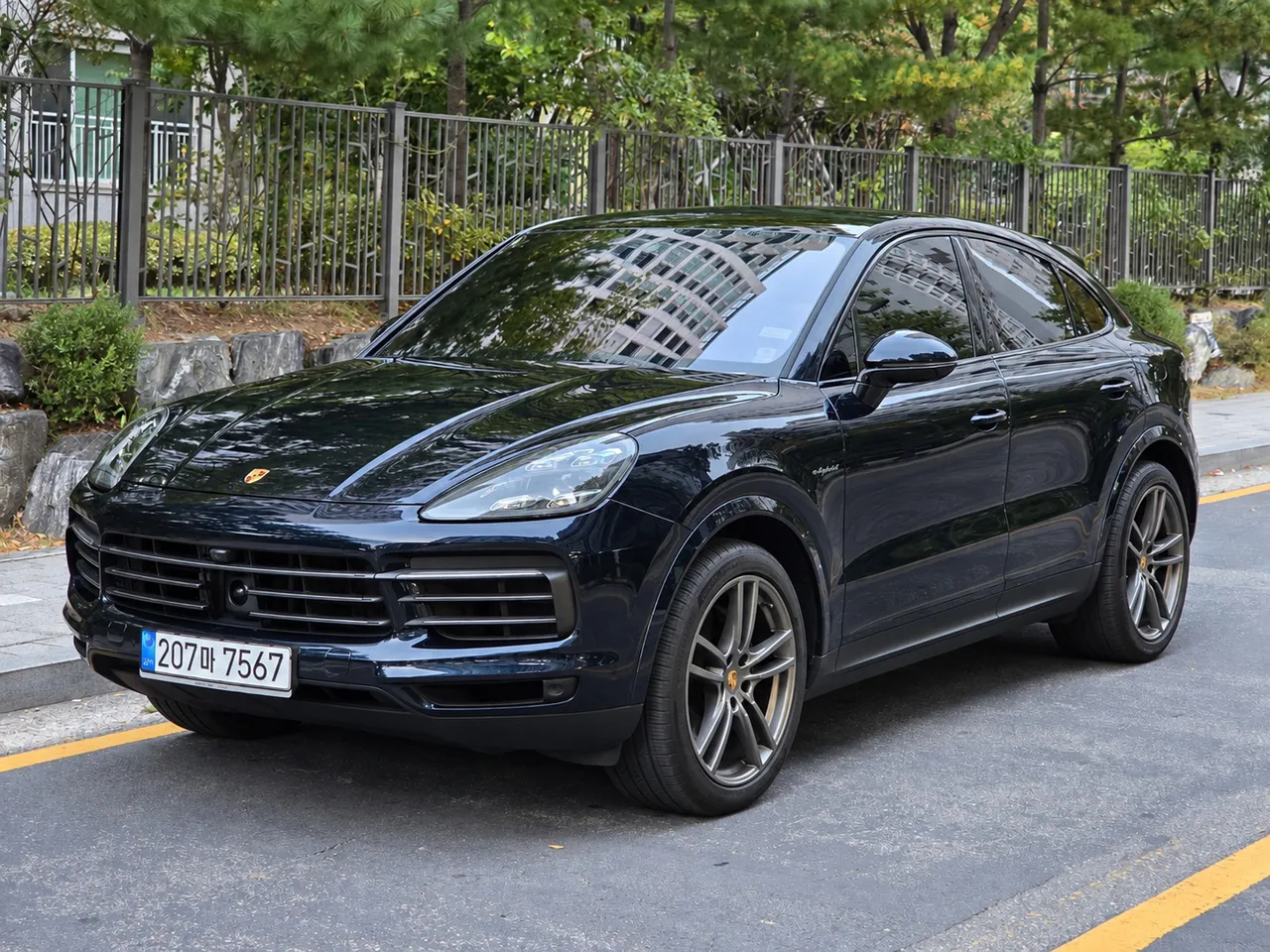 2023 Porsche Cayenne 3.0 E-HYBRID PLATINUM EDITION