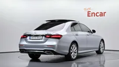 2022 Mercedes-Benz E-Class E350 4MATIC AMG Line — фото 2