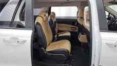 2023 Kia Carnival Gasoline 9-Seater Prestige — фото 16