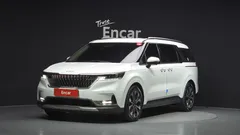 2023 Kia Carnival Diesel 9-Seater Noblesse — фото 1