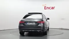 2022 Mercedes-Benz C-Class C200 4MATIC Avantgarde — фото 4