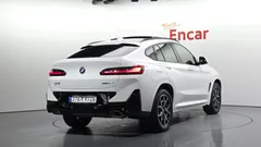 2023 BMW X4 xDrive20i M Sport — фото 2