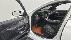 2022 Mercedes-Benz E-Class E350 4MATIC AMG Line — фото 10
