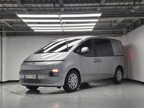 2023 Hyundai Staria Cargo 5-Seater
