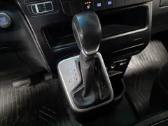 2023 Hyundai Staria Cargo 5-Seater — фото 17