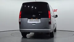 2022 Hyundai Staria Cargo 3-Seater — фото 4