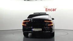 2022 Volvo S90 B6 AWD Inscription — фото 4