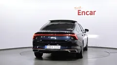 2023 Kia K8 Signature — фото 4