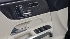 2023 Mercedes-Benz GLB-Class GLB200 d — фото 16