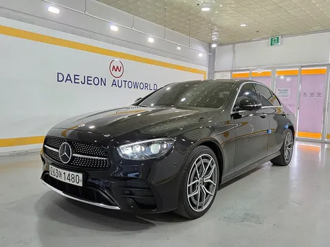2023 Mercedes-Benz E-Class E220d 4MATIC AMG Line