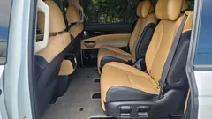 2023 Kia Carnival Diesel 7-Seater Signature — фото 16