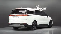 2023 Kia Carnival Diesel 9-Seater Signature — фото 2