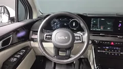 2023 Kia Carnival Diesel 9-Seater Signature — фото 17