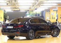 2022 BMW 5-Series 523d M Sport — фото 2