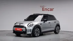 2024 Mini Cooper 5Door Classic — фото 1