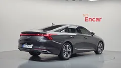 2023 Kia K8 Signature — фото 2