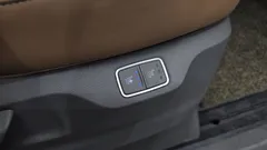 2022 Hyundai Staria 4WD Lounge 9-Seater — фото 17