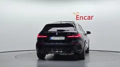 2023 BMW 1-Series 120i Sports — фото 4