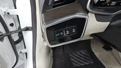 2022 Audi A7 45 TDI Quattro Premium — фото 18