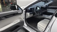 2023 Hyundai Grandeur 2,5 Gasoline 2WD — фото 10