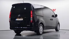 2022 Hyundai Staria Cargo 5-Seater — фото 2