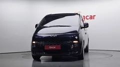 2022 Hyundai Staria Cargo 5-Seater — фото 3
