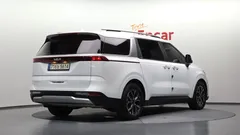2023 Kia Carnival Diesel 11-Seater Prestige — фото 2