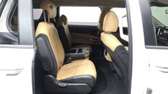 2023 Kia Carnival Diesel 11-Seater Prestige — фото 16