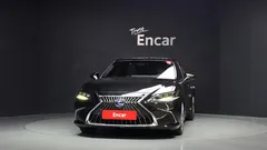 2022 Lexus ES Executive — фото 3
