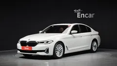 2023 BMW 5-Series 520i Luxury — фото 13
