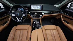 2023 BMW 5-Series 520i Luxury — фото 14