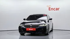 2023 BMW 5-Series 520i M Sport — фото 3