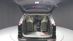 2022 Kia Carnival Diesel 11-Seater Noblesse — фото 20