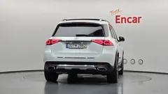 2022 Mercedes-Benz GLE-Class GLE300d 4MATIC — фото 4