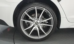 2023 Genesis G70 Gasoline 2.0T 4WD — фото 5