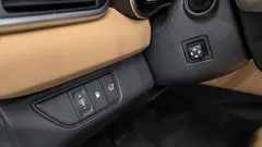 2023 Genesis G70 Gasoline 2.0T 4WD — фото 19