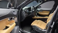 2022 Volvo XC90 T8 Ultimate Bright Hybrid — фото 10