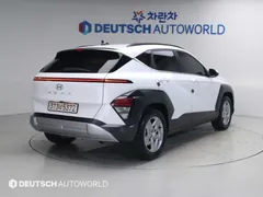 2023 Hyundai Kona Premium — фото 4