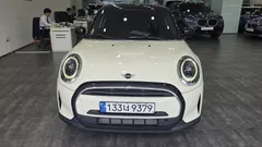 2023 Mini Cooper 5Door Classic — фото 8
