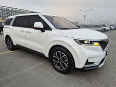 2023 Kia Carnival Diesel 11-Seater Prestige — фото 2