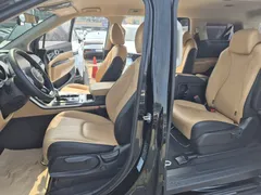 2023 Kia Carnival Diesel 11-Seater Prestige — фото 12