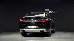 2022 BMW X4 xDrive20i xLine — фото 4