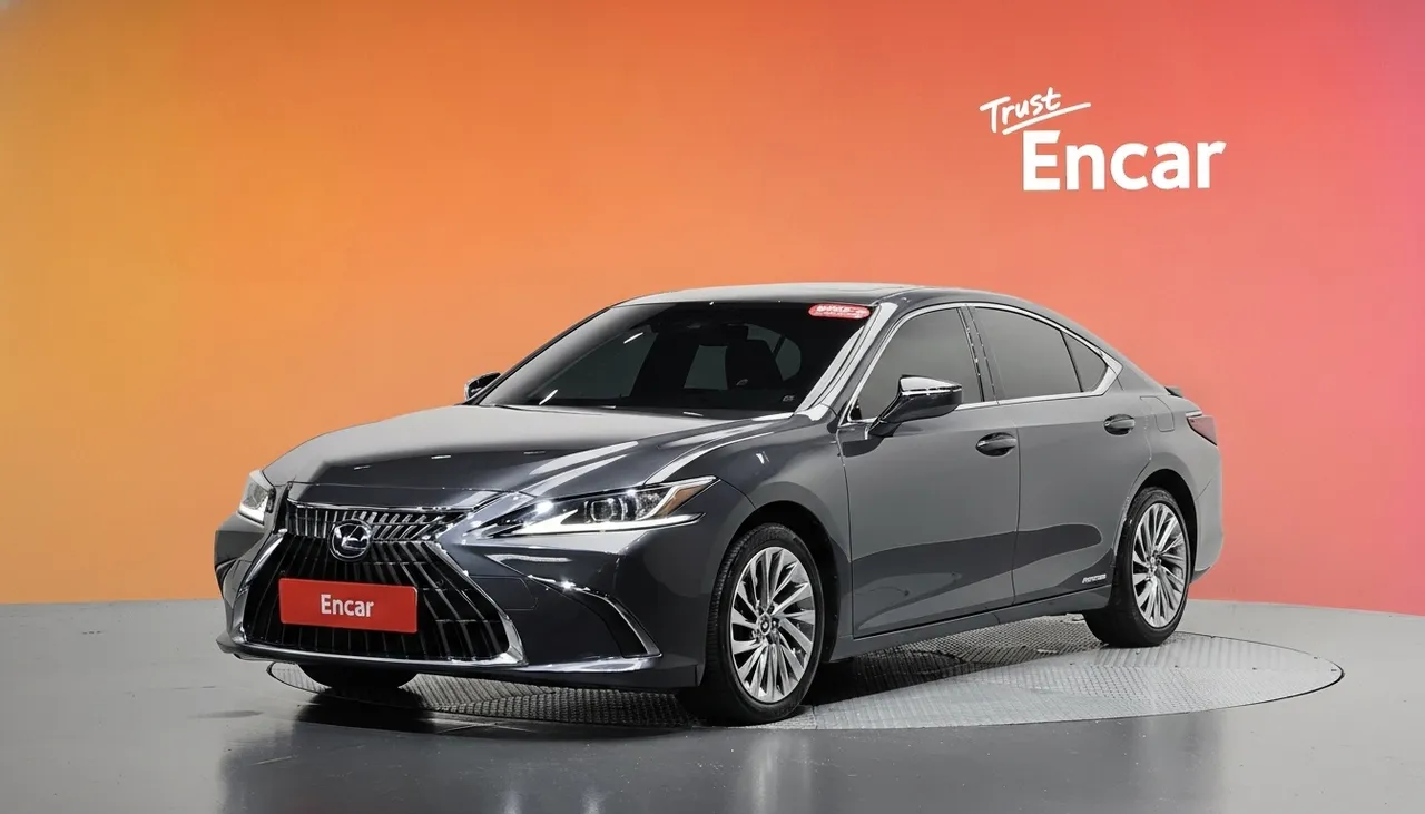 2022 Lexus ES Luxury Plus