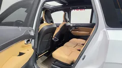 2023 Volvo XC90 B6 Ultimate Bright — фото 11