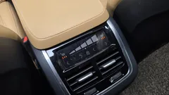 2023 Volvo XC90 B6 Ultimate Bright — фото 13