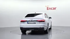 2021 Audi A4 40 TFSI Premium — фото 4