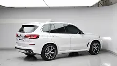 2023 BMW X5 xDrive 45e M Sport — фото 4